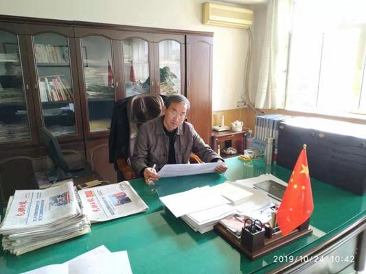 公司機(jī)關(guān)黨支部積極開展“不忘初心、牢記使命”主題教育答題活動.png